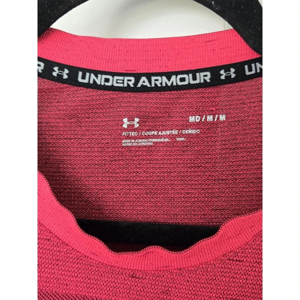 Under Armour Pink Tshirt Medium Size,Made In Jordania 4B0290